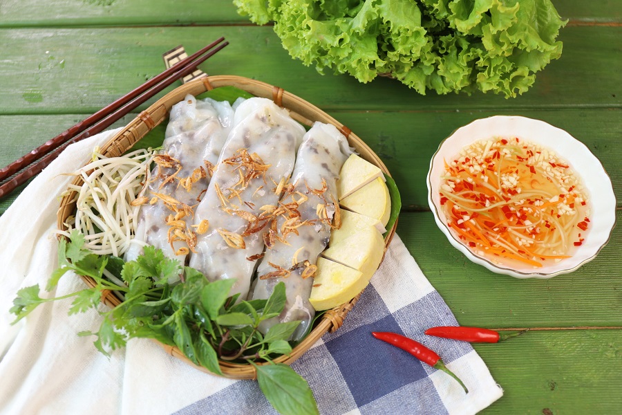 vietnamese steamed rice rolls